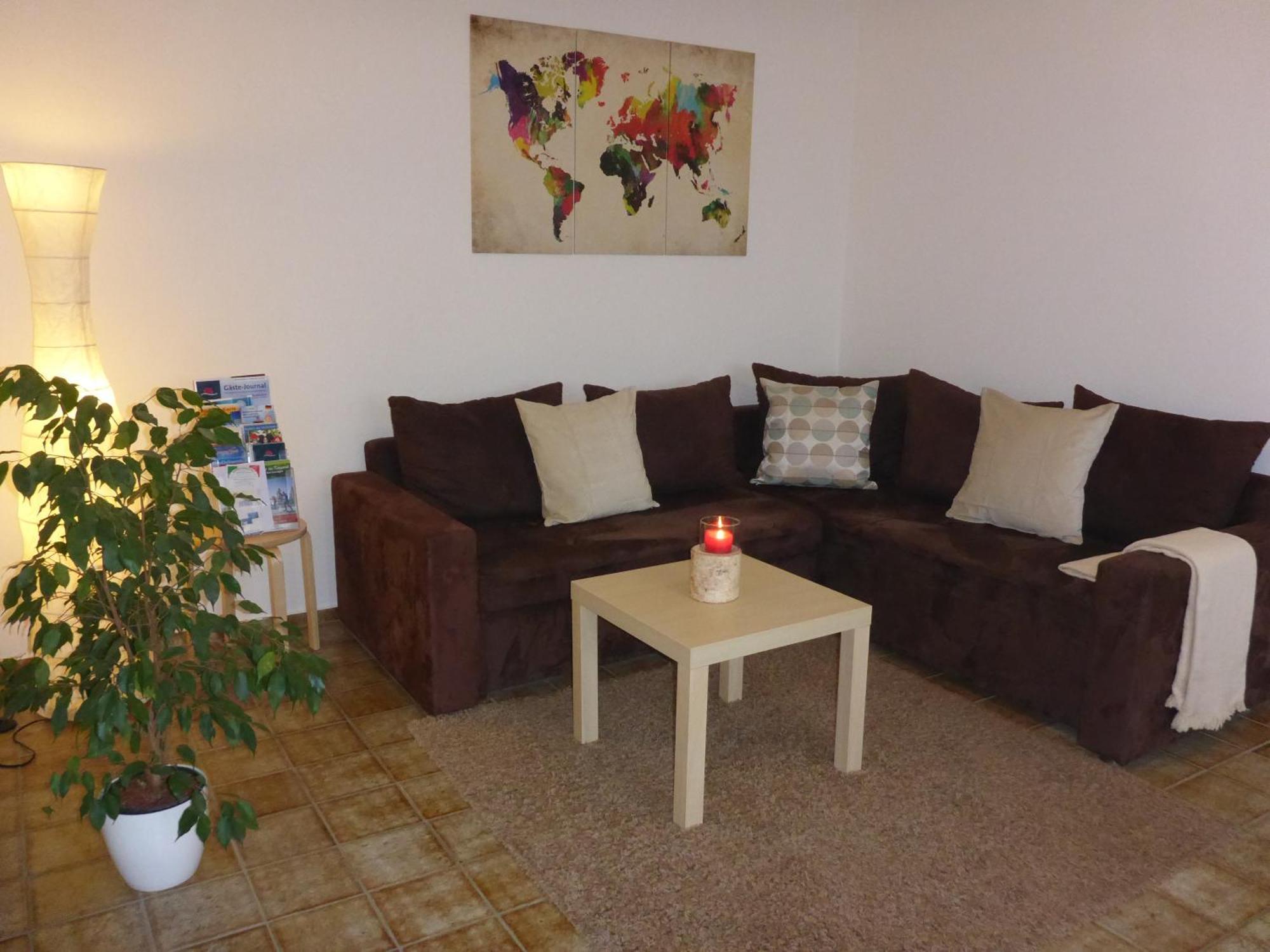 Apartment Weyl *